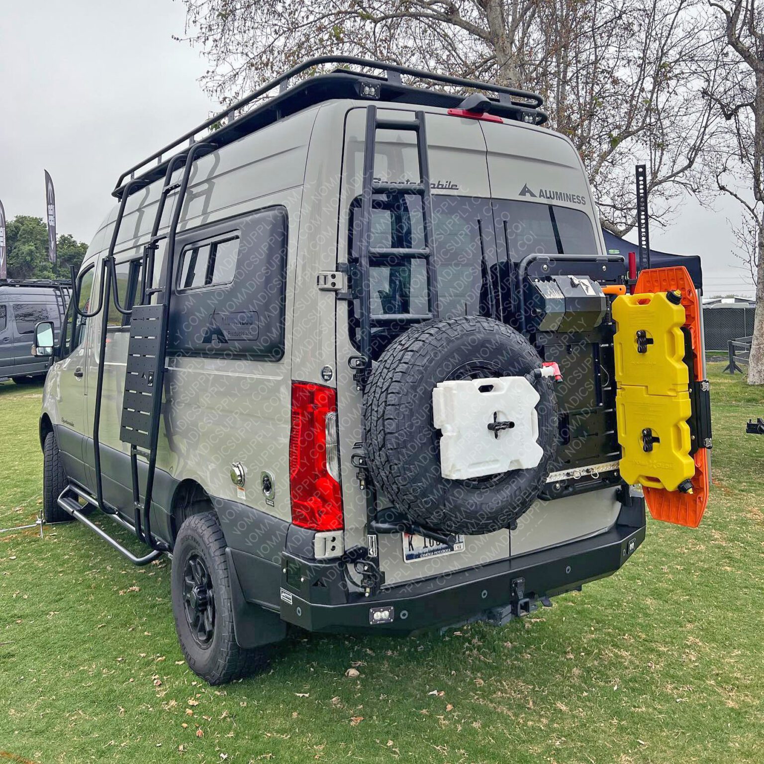 Aluminess Nerf Bars for 144" Mercedes Sprinter Vans