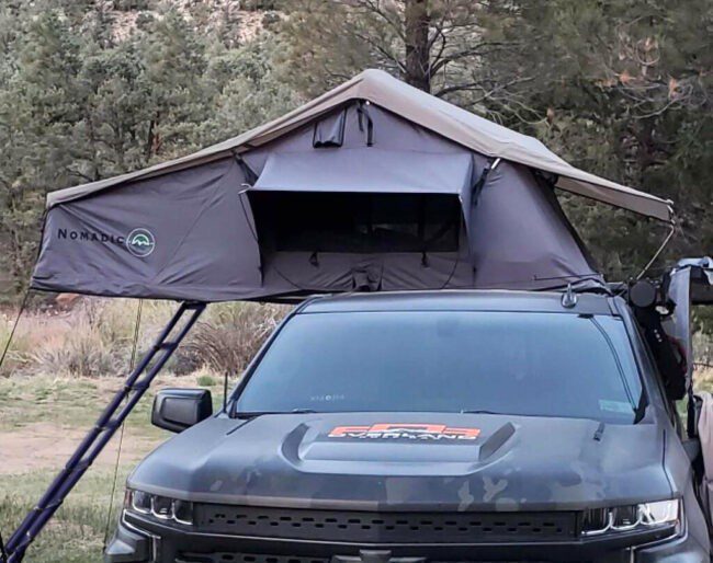 Overland Vehicle Systems Nomadic 4 Extended Overlanding Rooftop Tent w/ Annex (18641936)