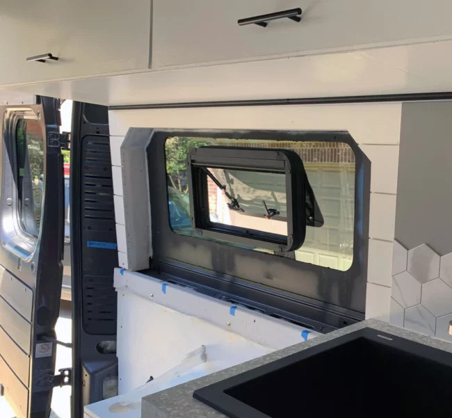 VWD BAWS001 Universal Camper Van Bunk Awning Window (40" x 15")