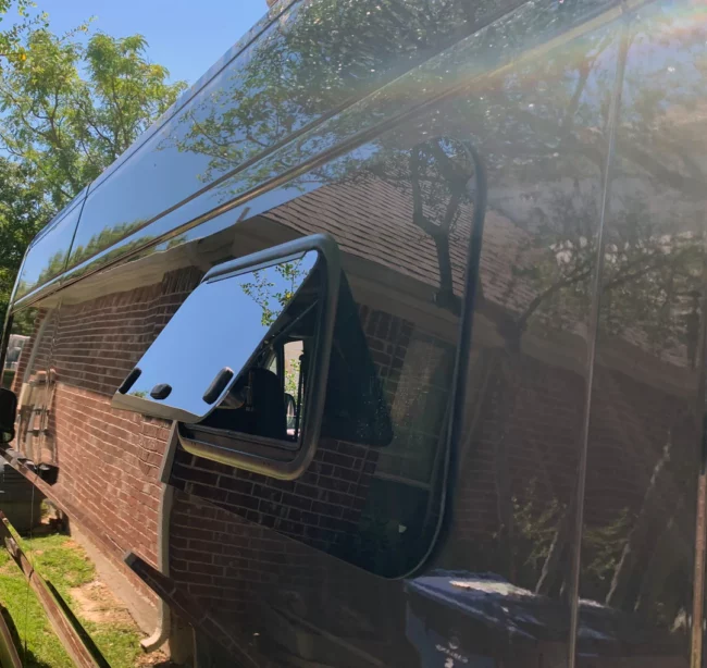VWD BAWS001 Universal Camper Van Bunk Awning Window (40" x 15")