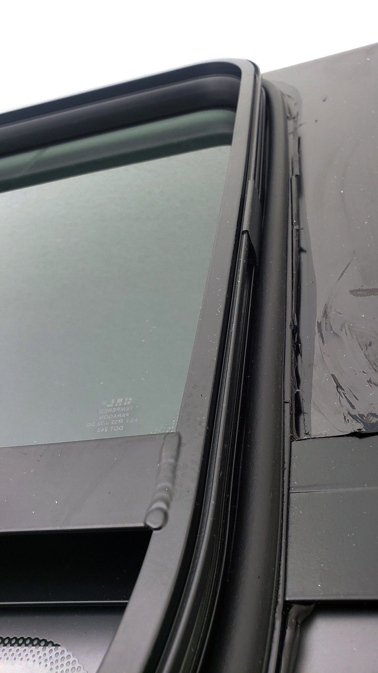 FW625R Rubber Seal T-Vent Window CR Laurence for Mercedes Benz Sprinter Van 