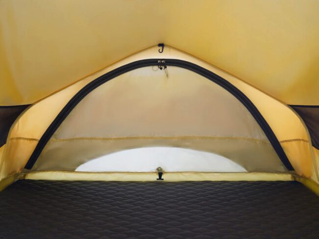 C6 Outdoor Rev Tent X 4 Season Rooftop Tent 4